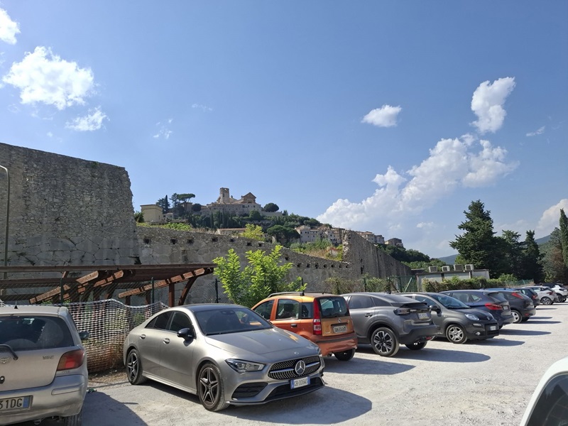 immagine notizia (ptn) Amelia, la Soprintendenza consegna i lavori di recupero delle Mura crollate